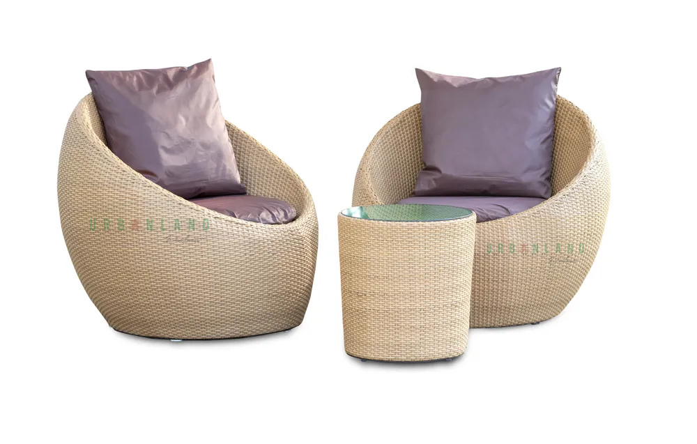 Modern wicker lounge chairs set by Urbanland Products – leading wicker furniture manufacturer in India